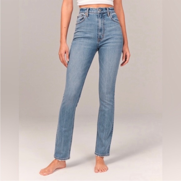 Abercrombie & Fitch Denim - Abercrombie & Fitch The '90s Slim Straight Ultra High Rise Jeans 28/6
